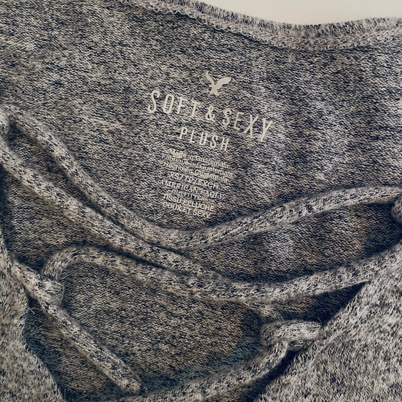 AMERICAN EAGLE Long Sleeve Top - Picture 3 of 6